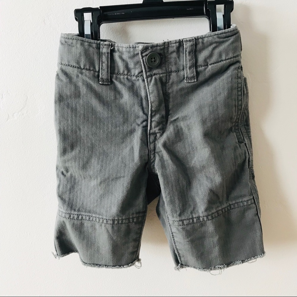 2T Cutoff Shorts - GAP